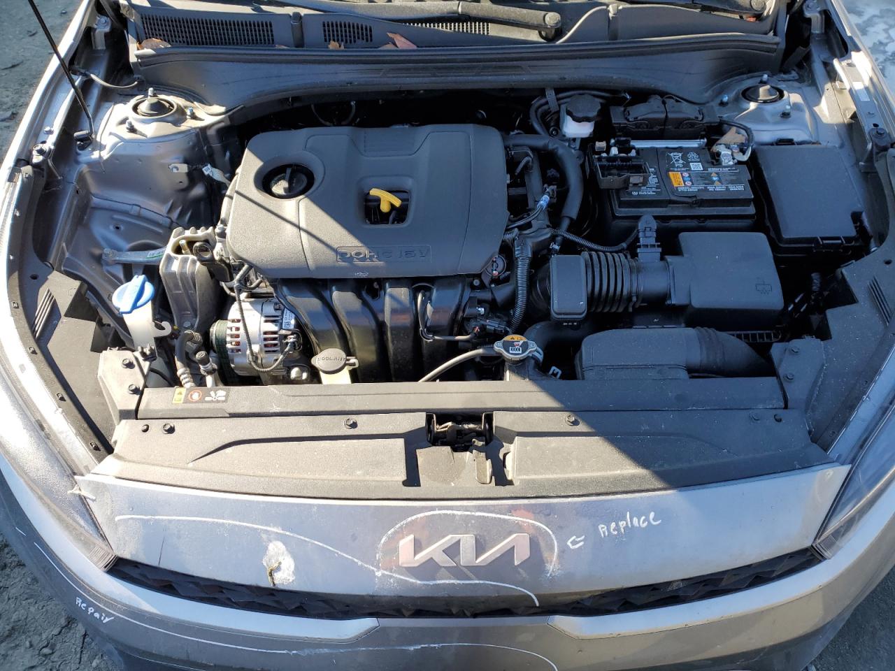 2024 Kia Forte - Image 11