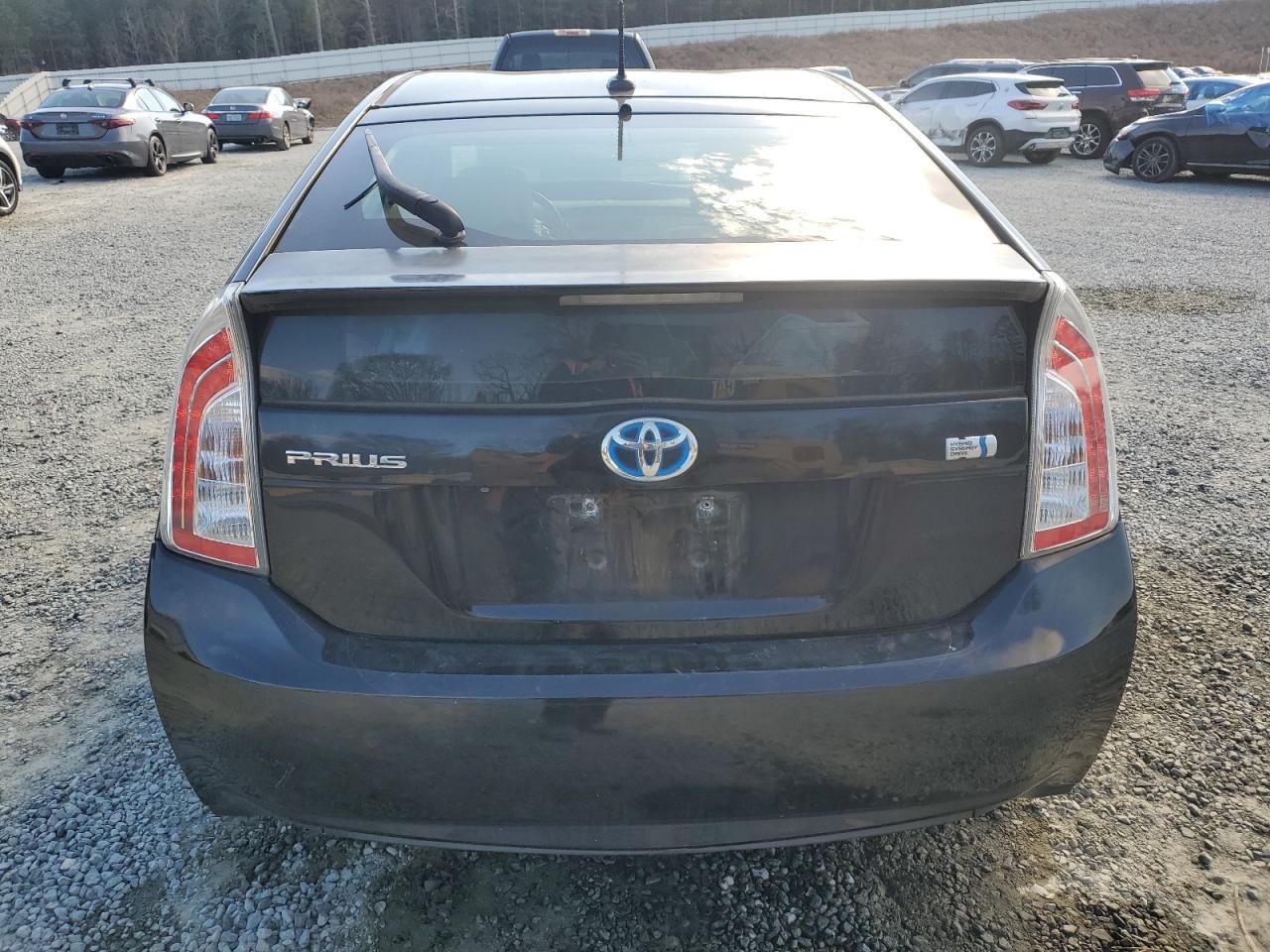 2013 Toyota Prius - Image 6