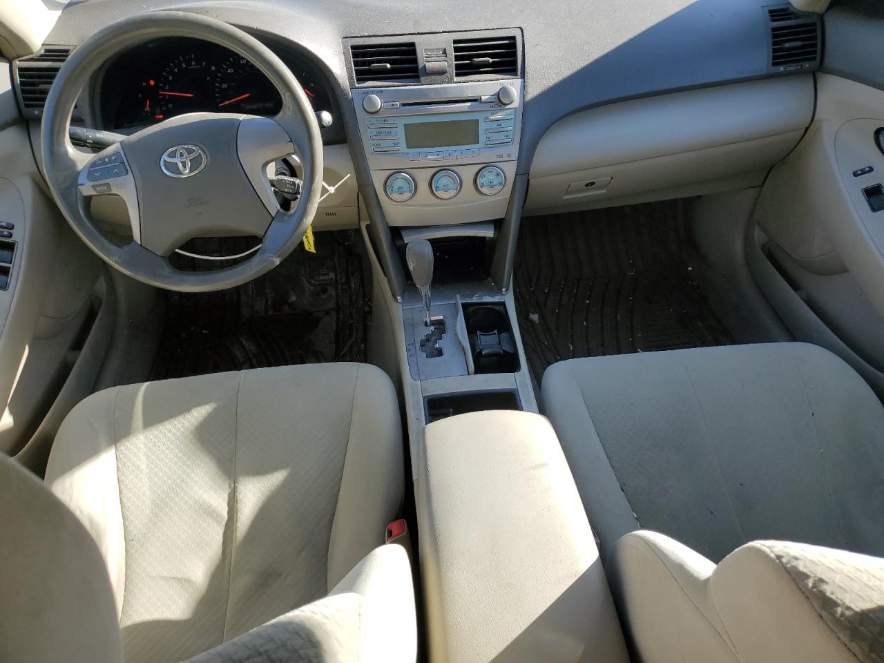 2009 Toyota Camry - Image 8