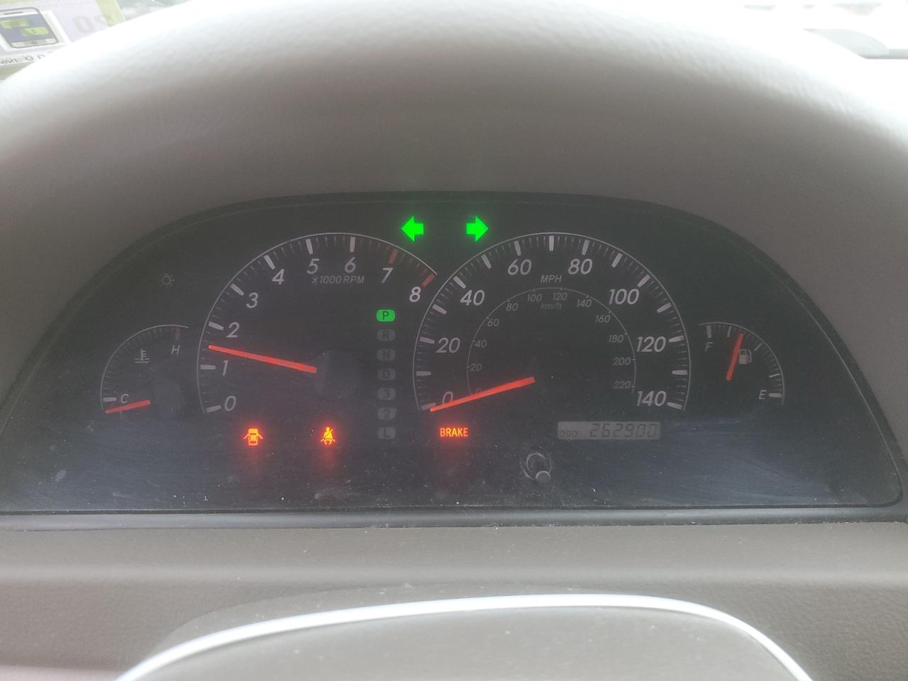 2006 Toyota Camry - Image 9