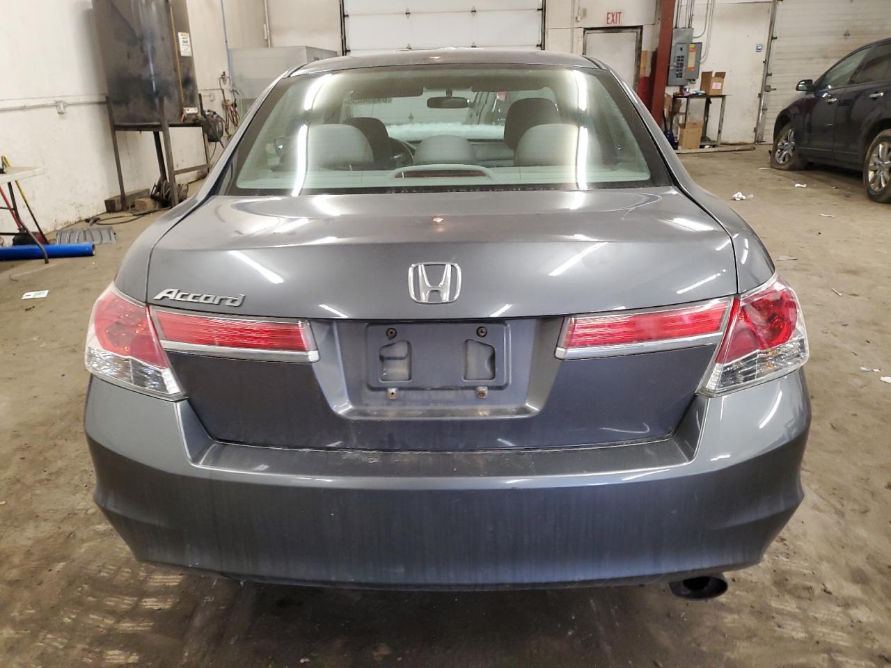 2012 Honda Accord - Image 6