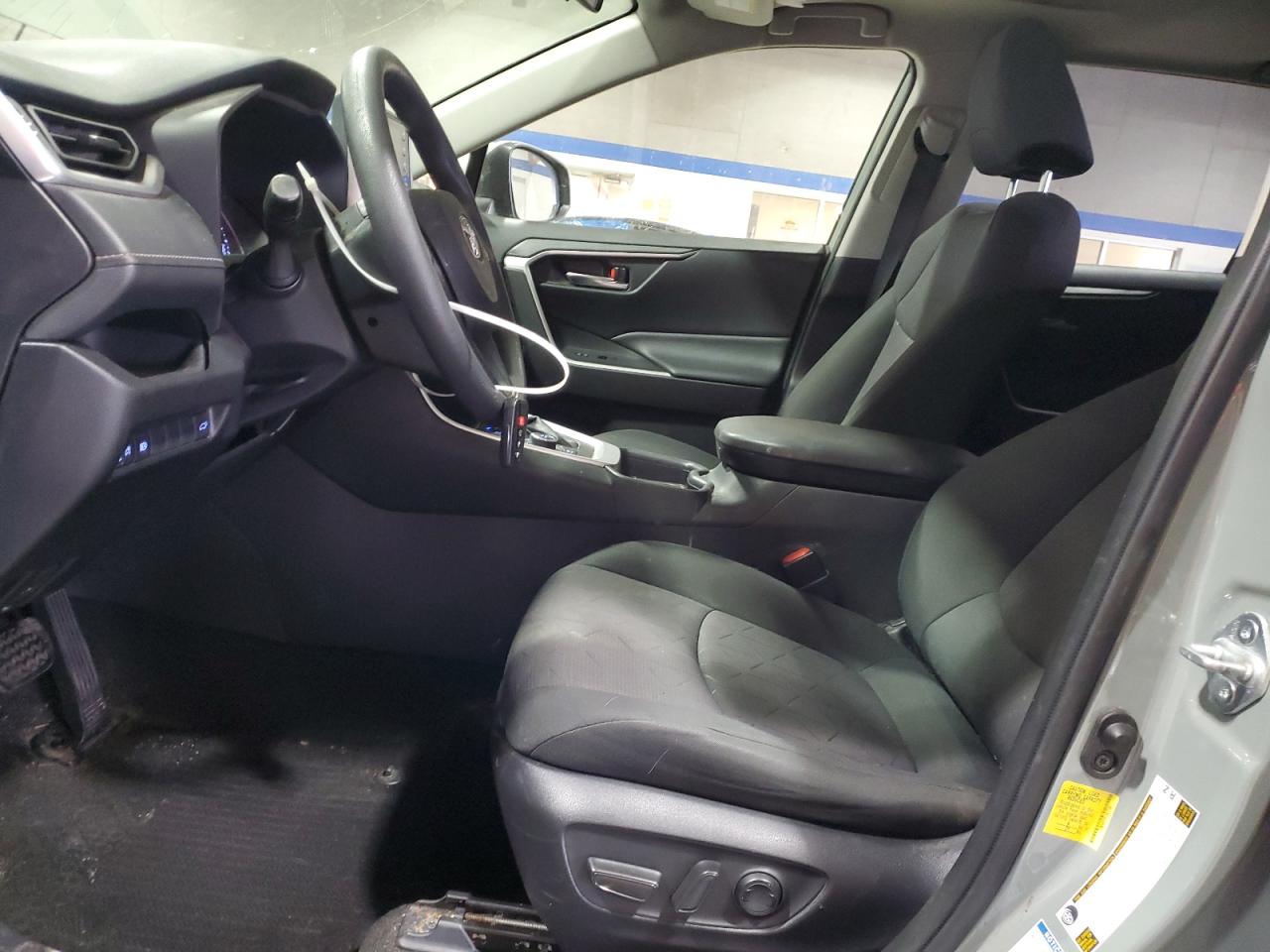 2020 Toyota Rav4 Xle VIN: JTMRWRFV5LD071138 Lot: 88333315