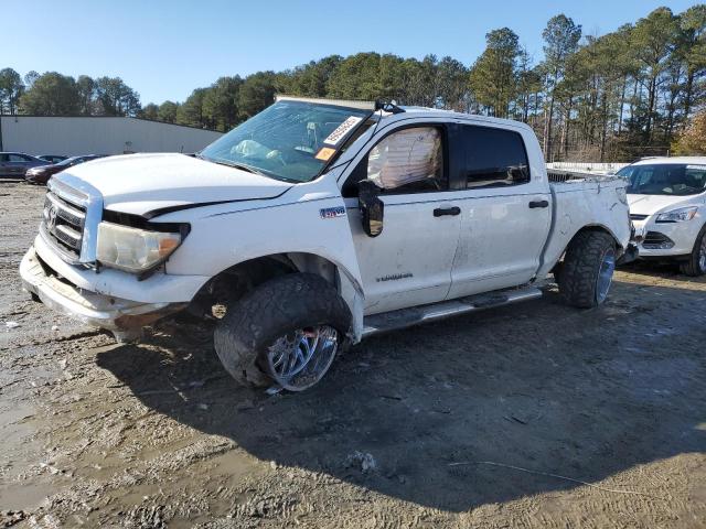 2013 Toyota Tundra Crewmax Sr5