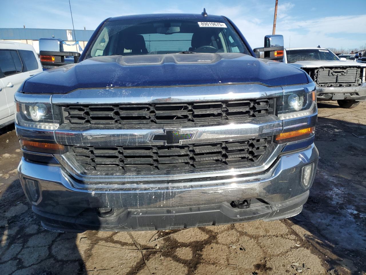 2017 Chevrolet Silverado - Image 5