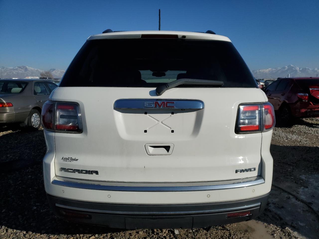 2013 GMC Acadia - Image 6