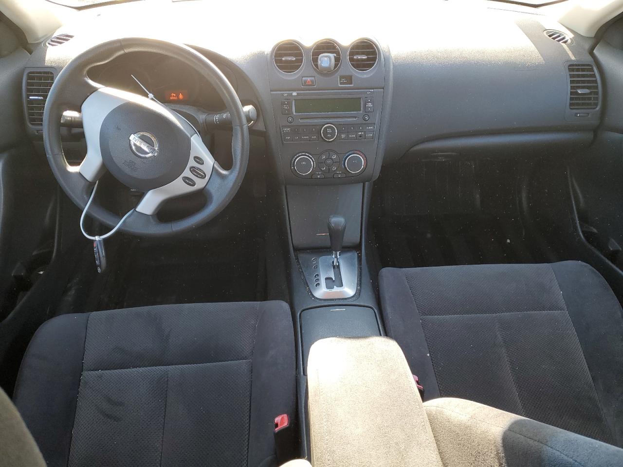 2009 Nissan Altima - Image 8