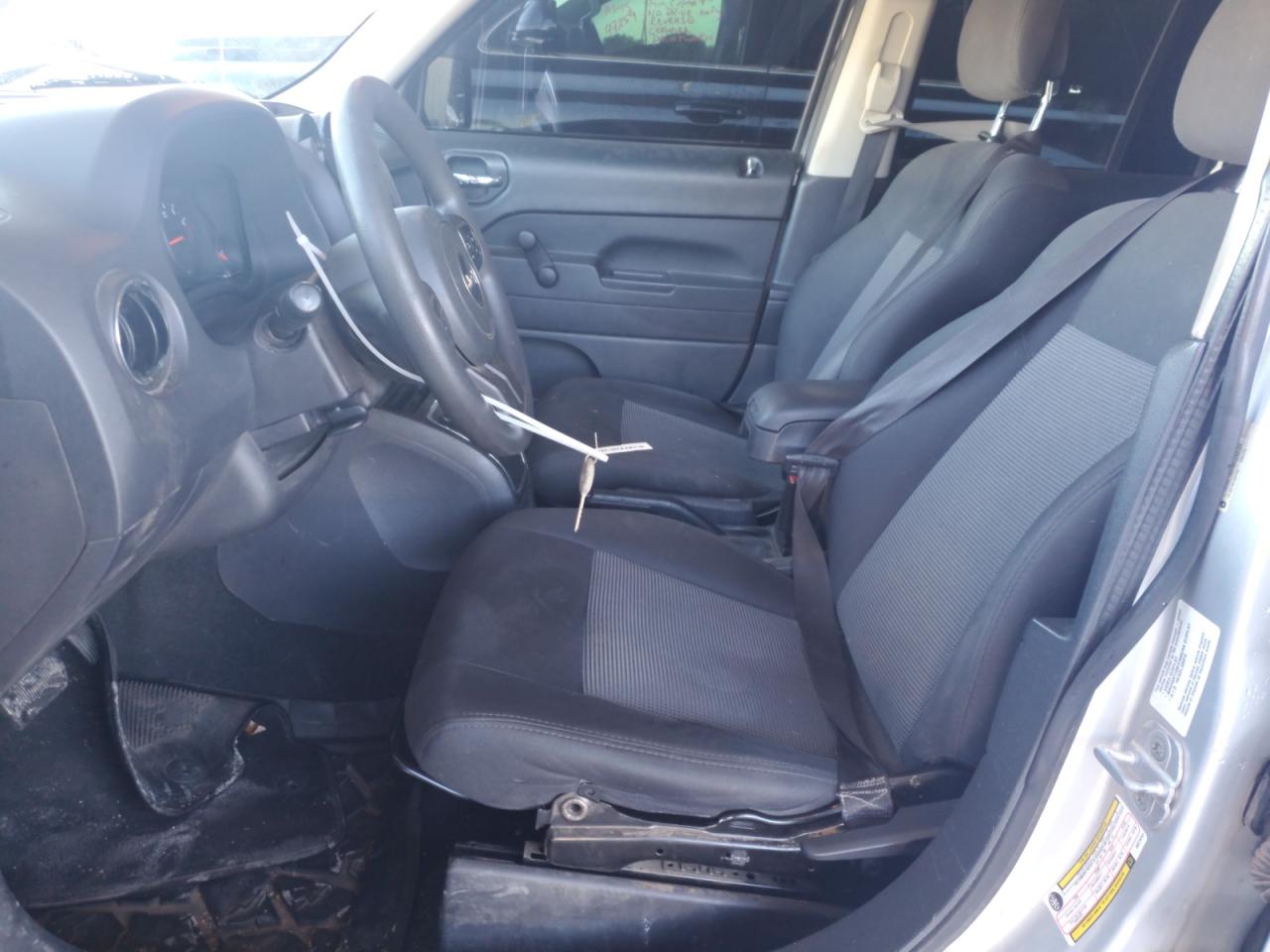 2011 Jeep Liberty (Patriot) - Image 7