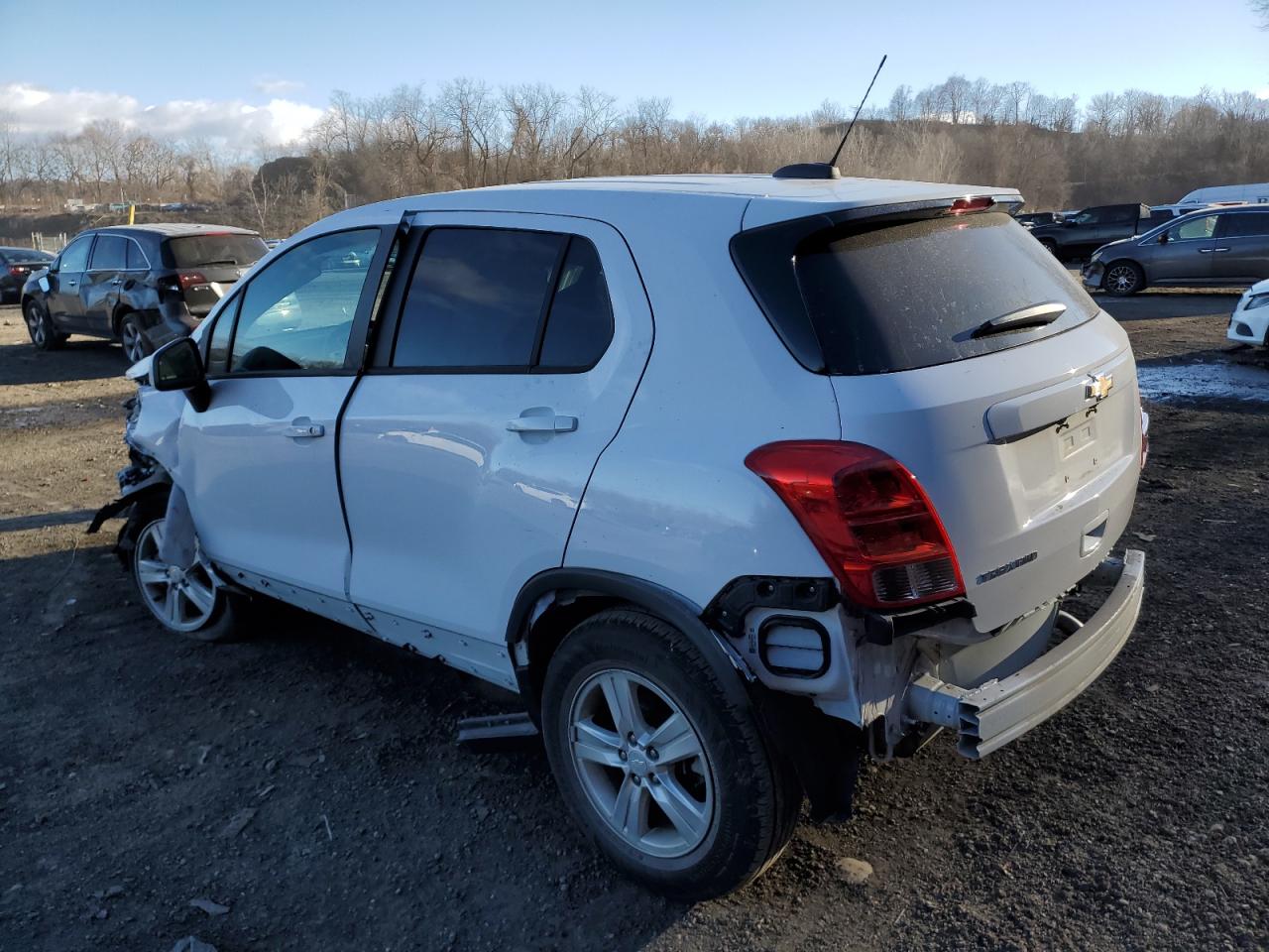 2020 Chevrolet Trax - Image 2