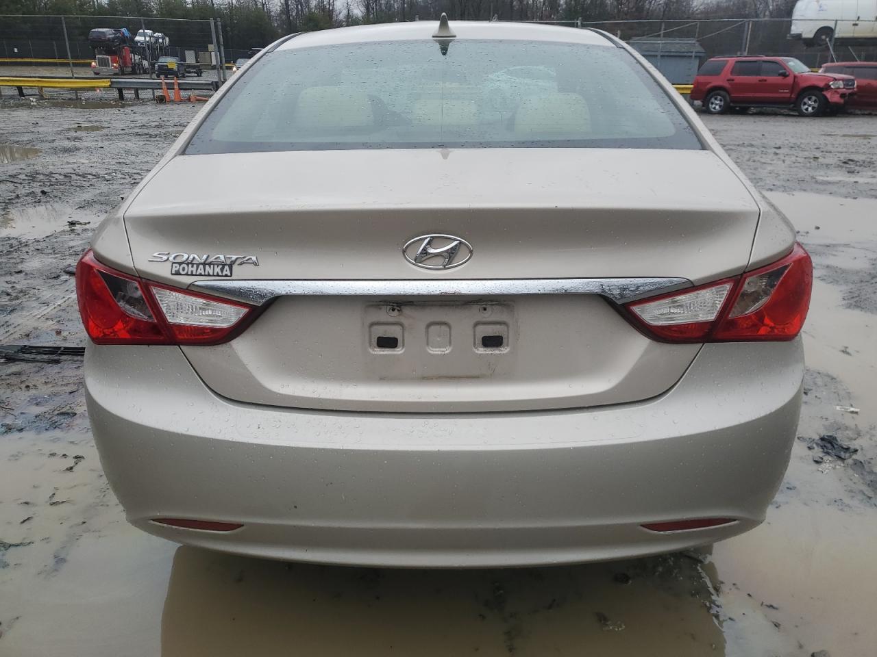 2011 Hyundai Sonata - Image 6
