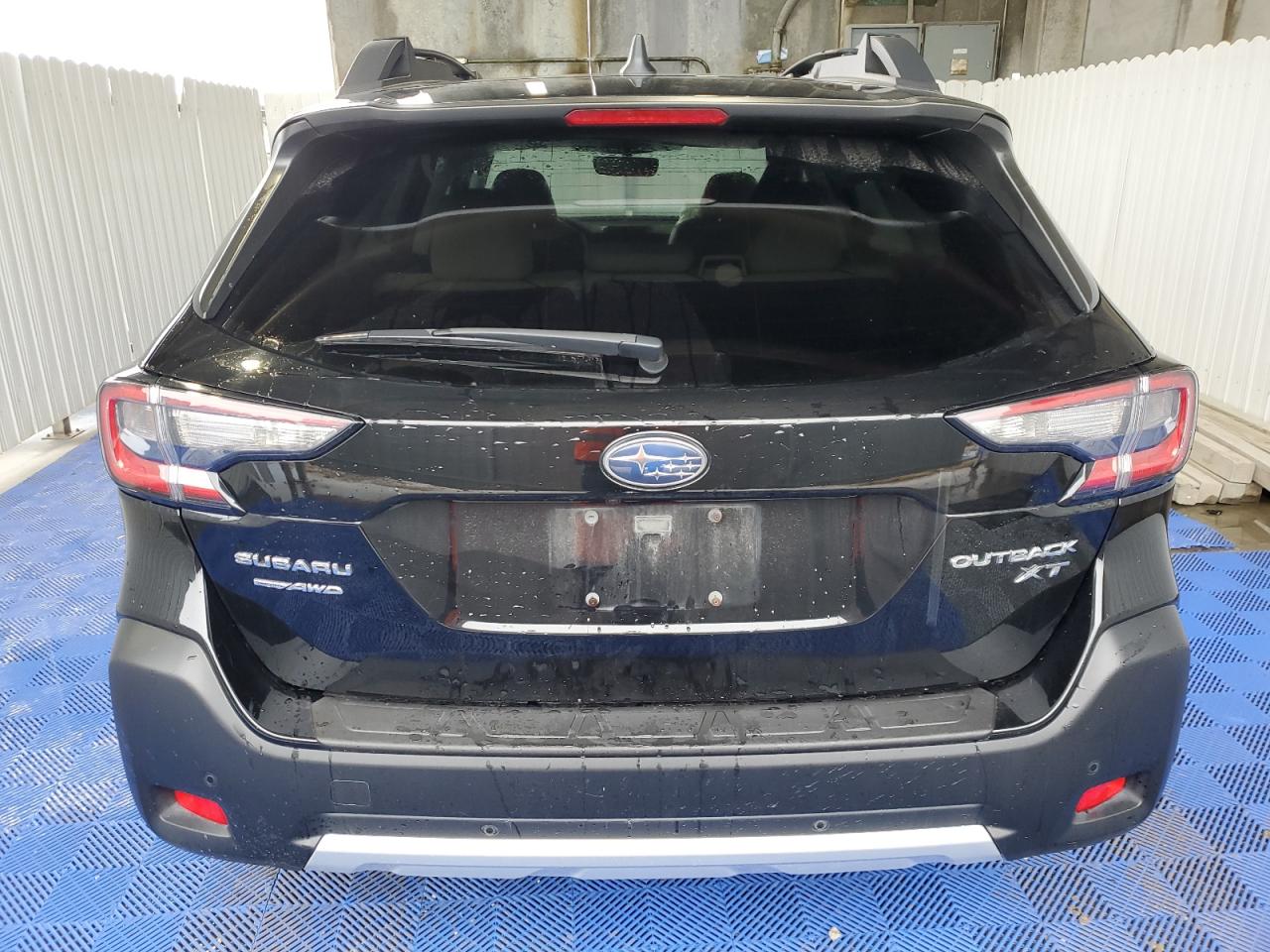 2024 Subaru Outback Limited Xt VIN: 4S4BTGND7R3153826 Lot: 42017515