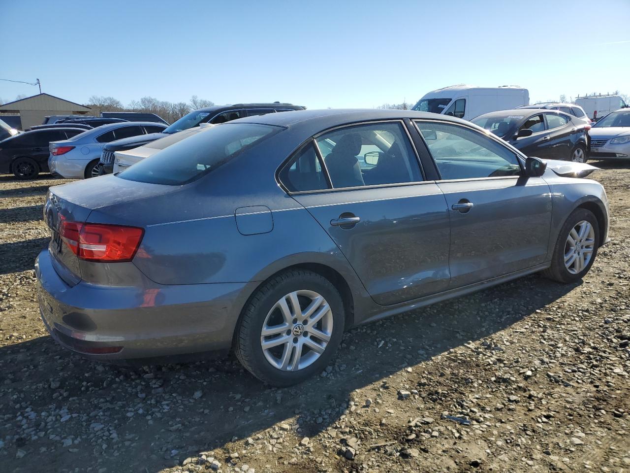 2015 Volkswagen Jetta - Image 3