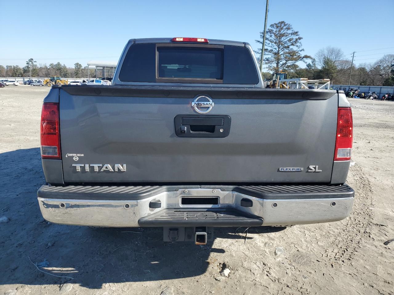 2013 Nissan Titan - Image 6