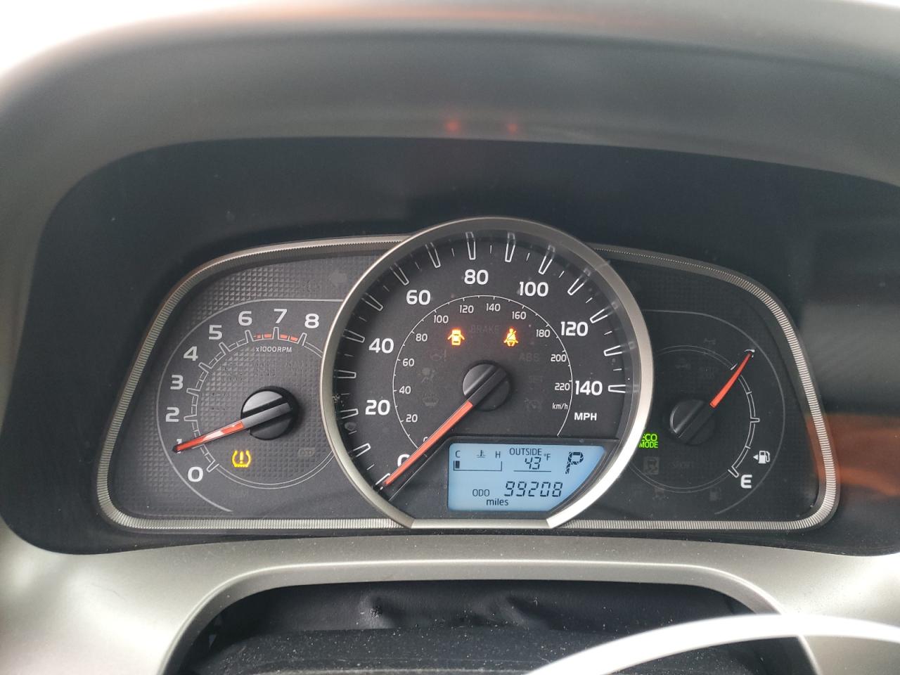 2015 Toyota RAV 4 - Image 9