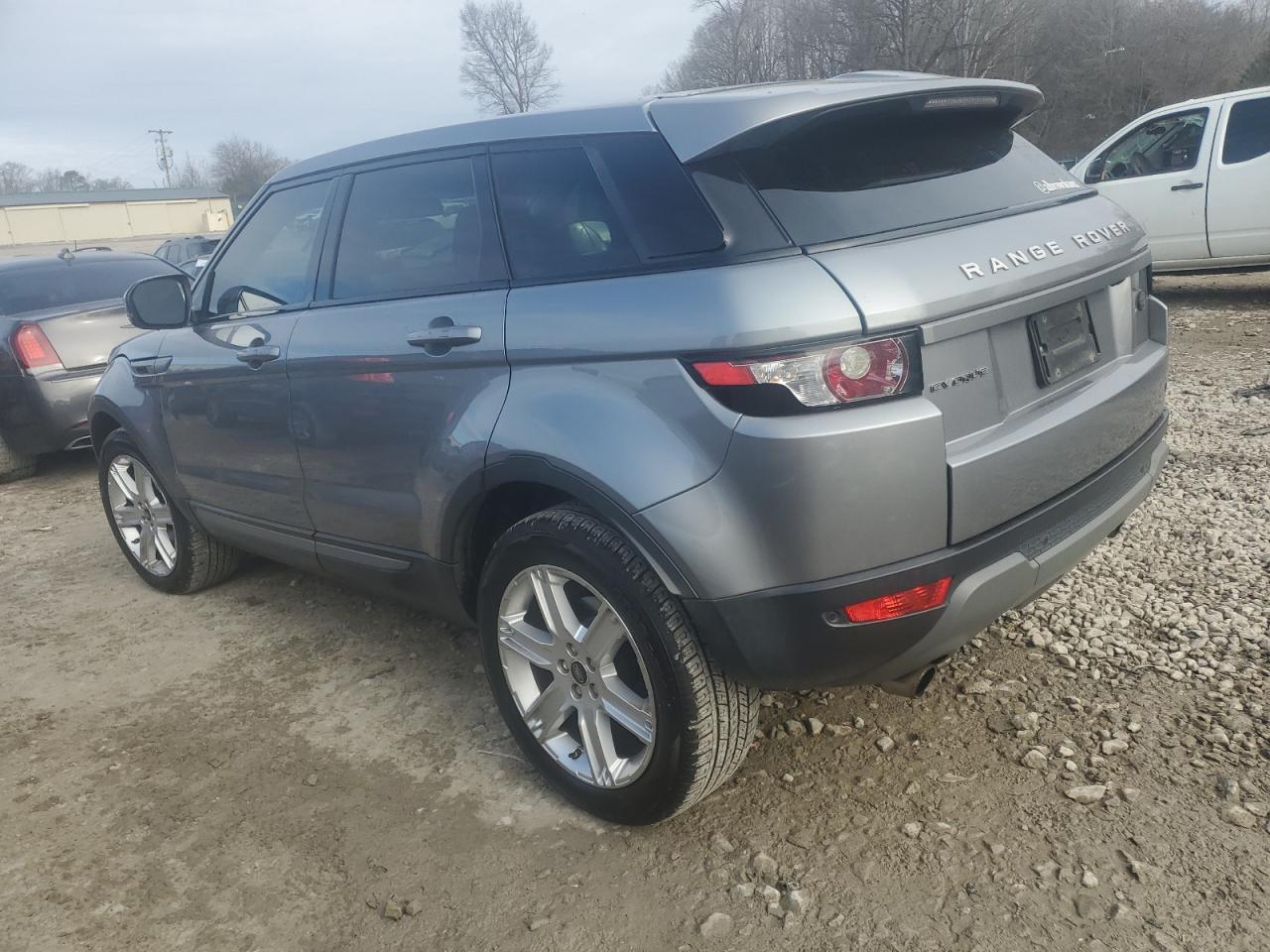 2013 Land Rover Range Rover - Image 2