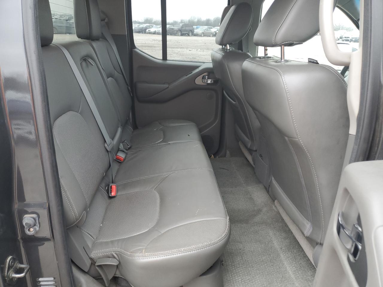 2012 Nissan Navara (Frontier) - Image 11