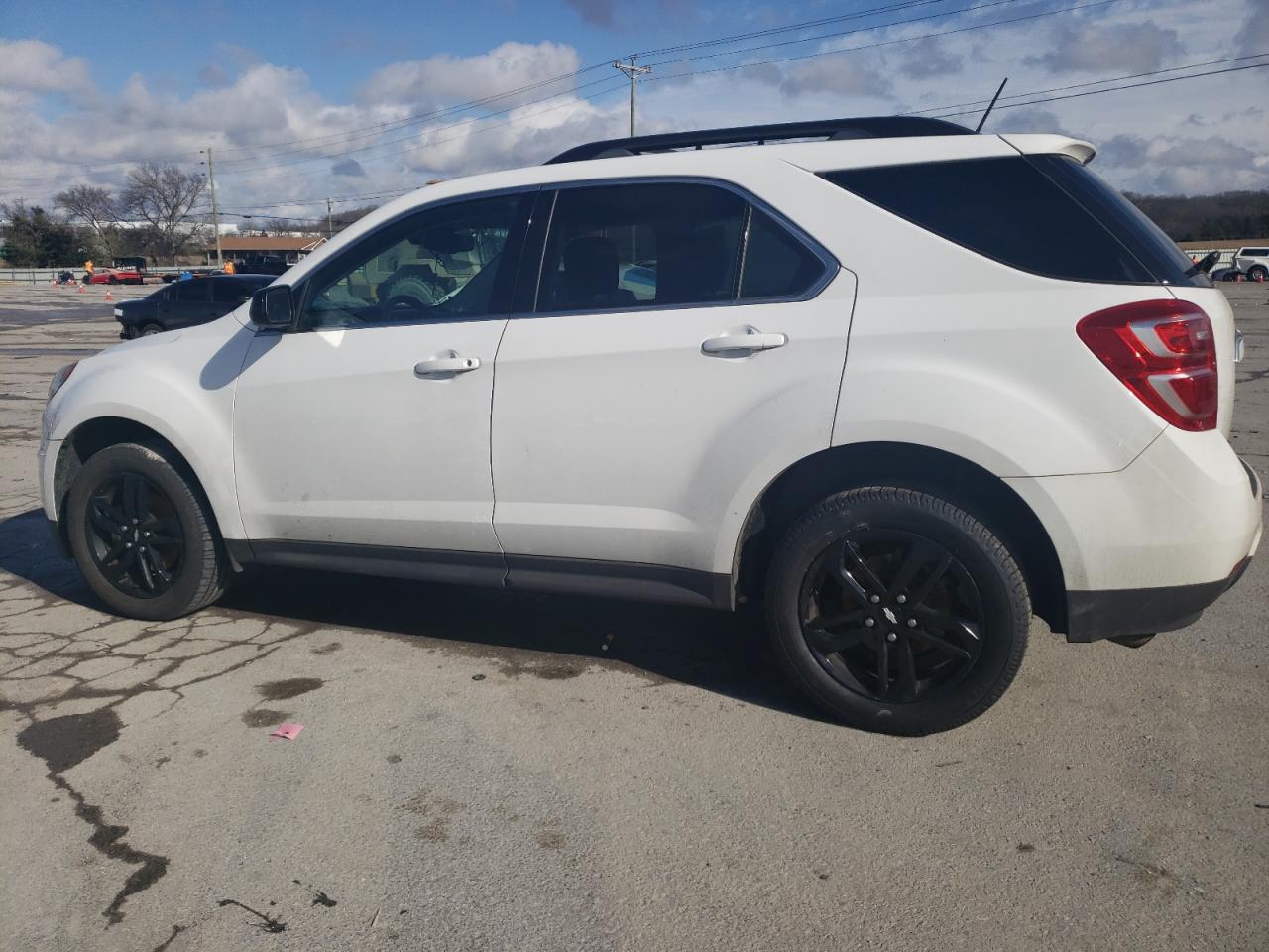 2017 Chevrolet Equinox - Image 2