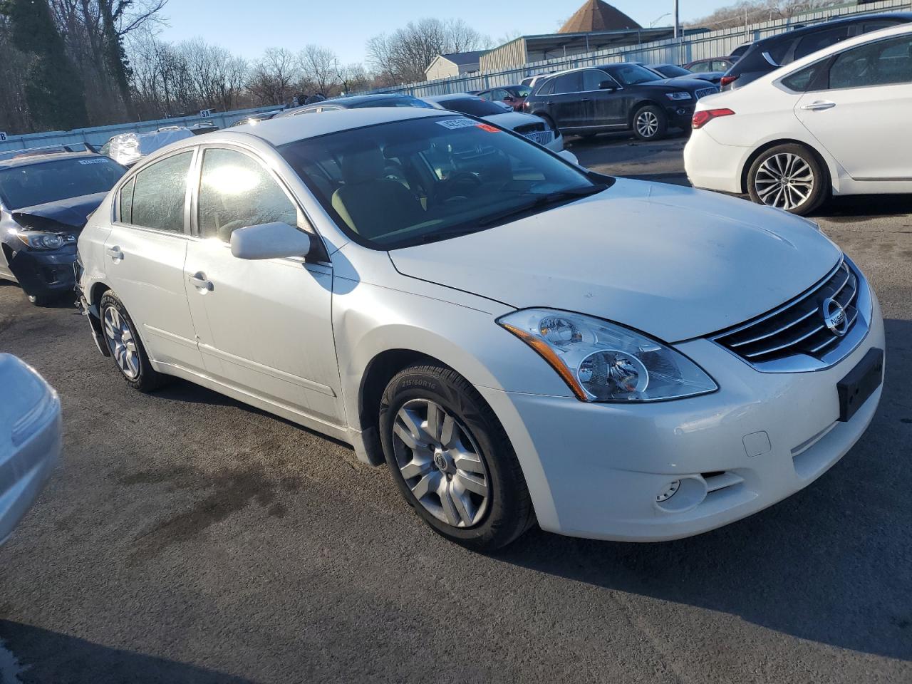 2011 Nissan Altima - Image 4