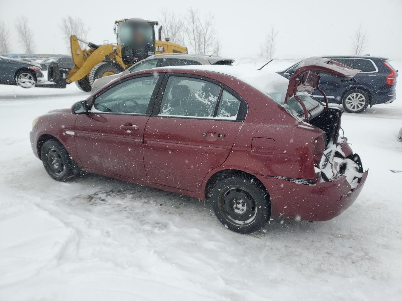 2007 Hyundai Accent - Image 2