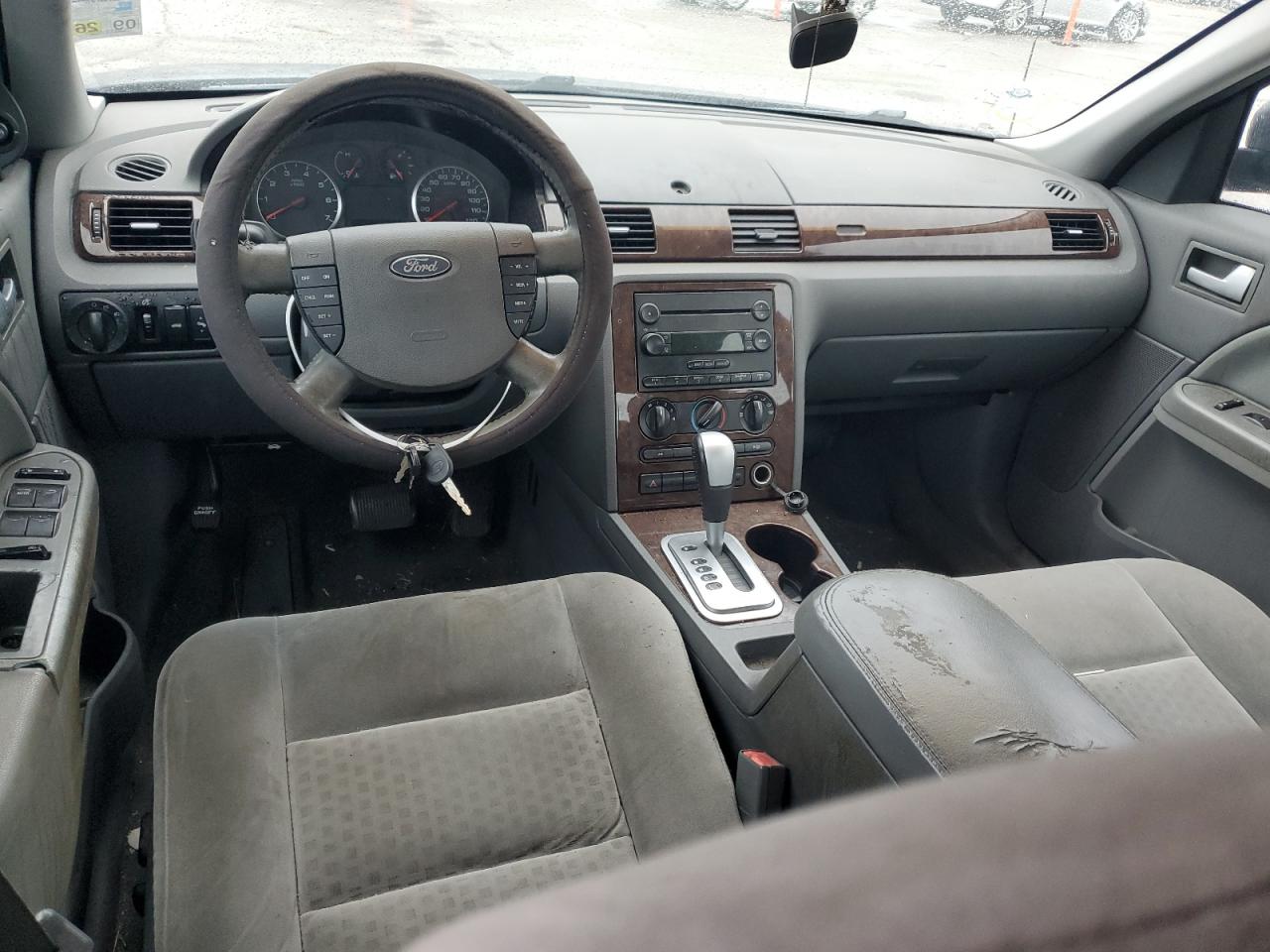 2007 Ford Five Hundred - Image 8