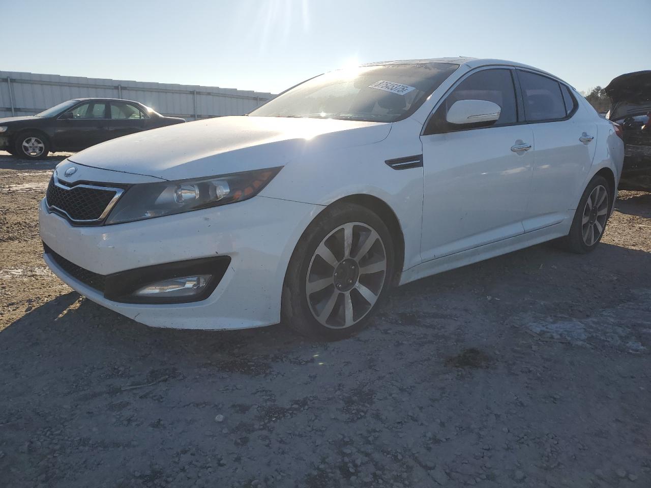 VIN 5XXGR4A66DG183388 2013 KIA OPTIMA no.1