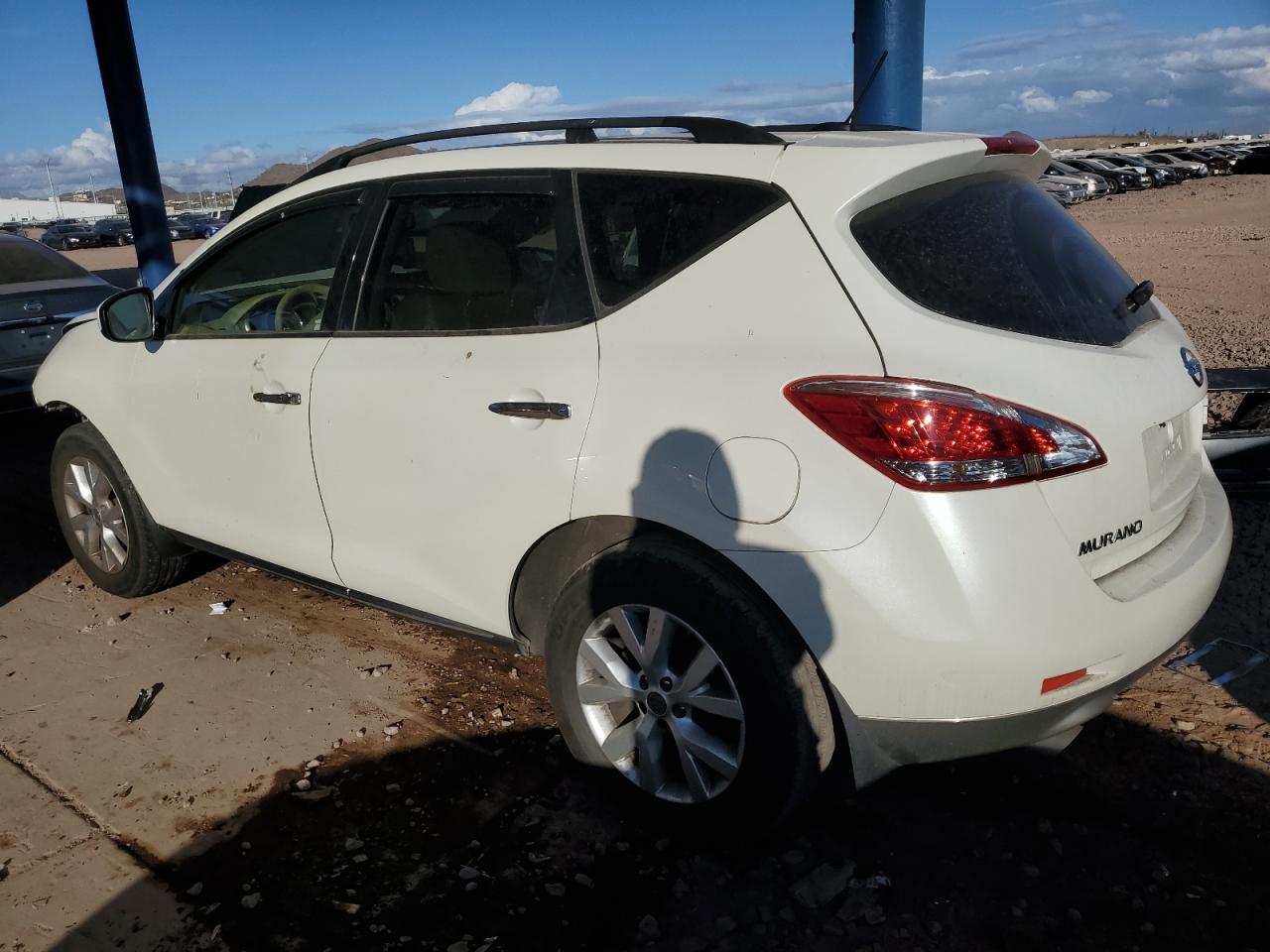 2014 Nissan Murano - Image 2
