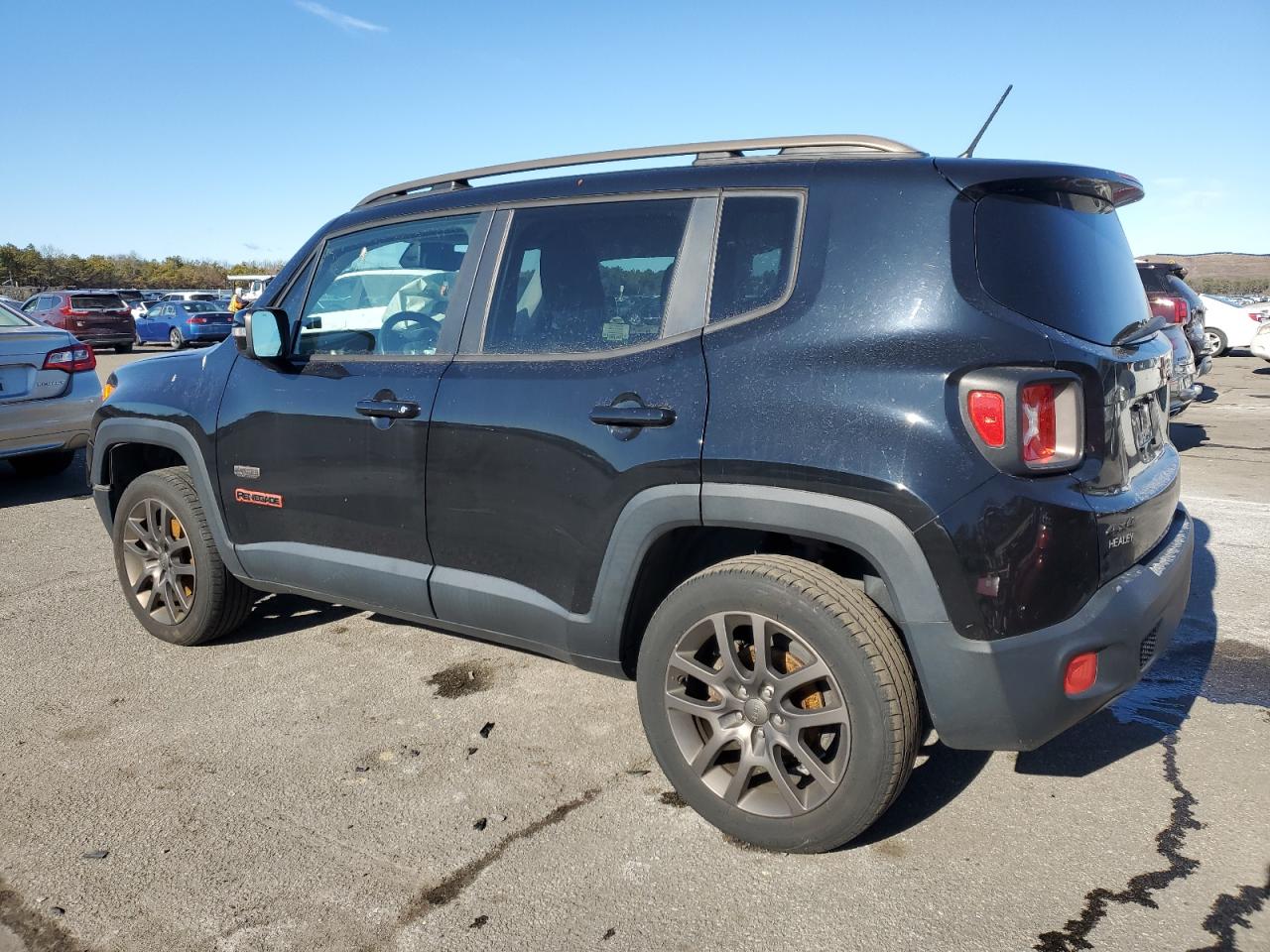 VIN ZACCJBBT9GPD57551 2016 JEEP RENEGADE no.2