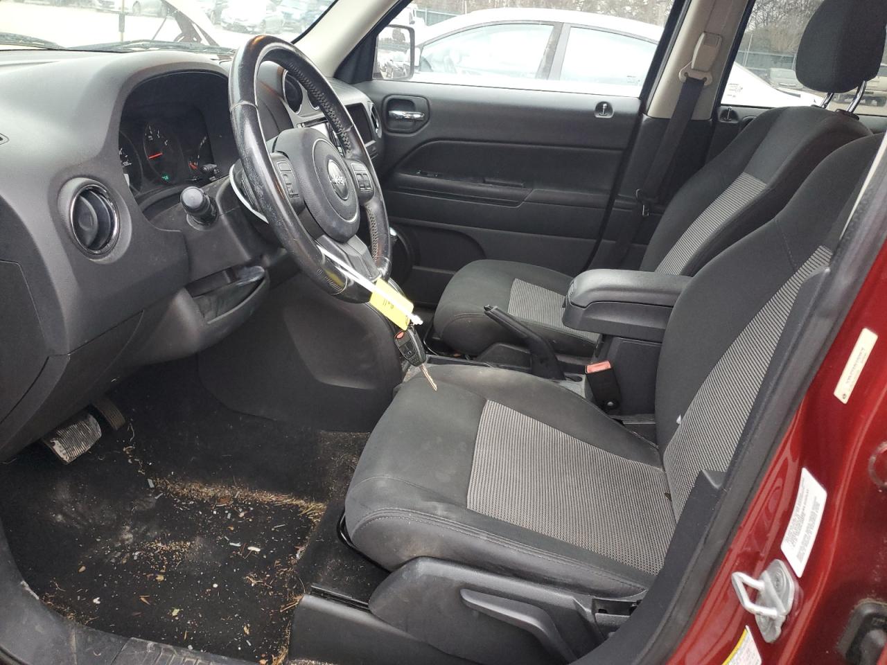2012 Jeep Liberty (Patriot) - Image 7