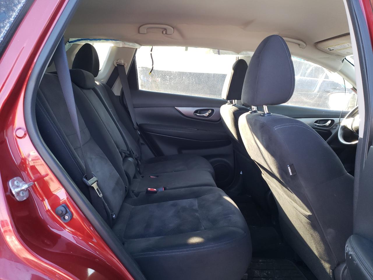 2015 Nissan Rogue - Image 11