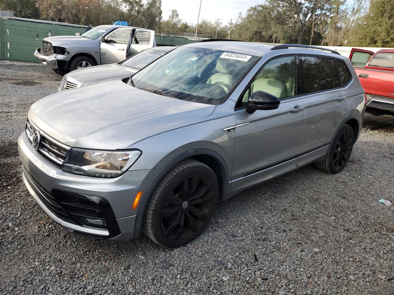 2020 Volkswagen Tiguan - Image 1