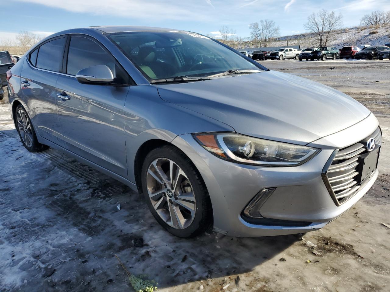 2017 Hyundai Elantra - Image 4