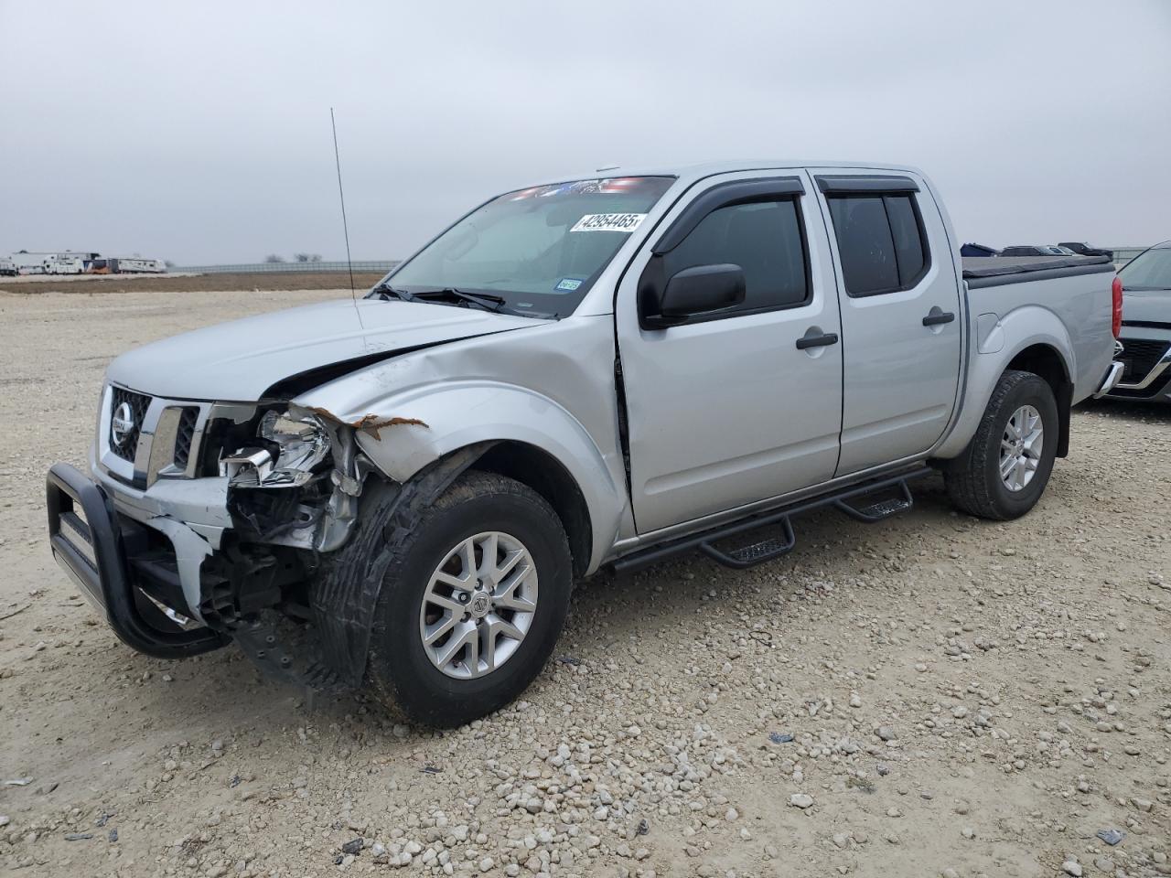 2015 Nissan Navara (Frontier) - Image 1