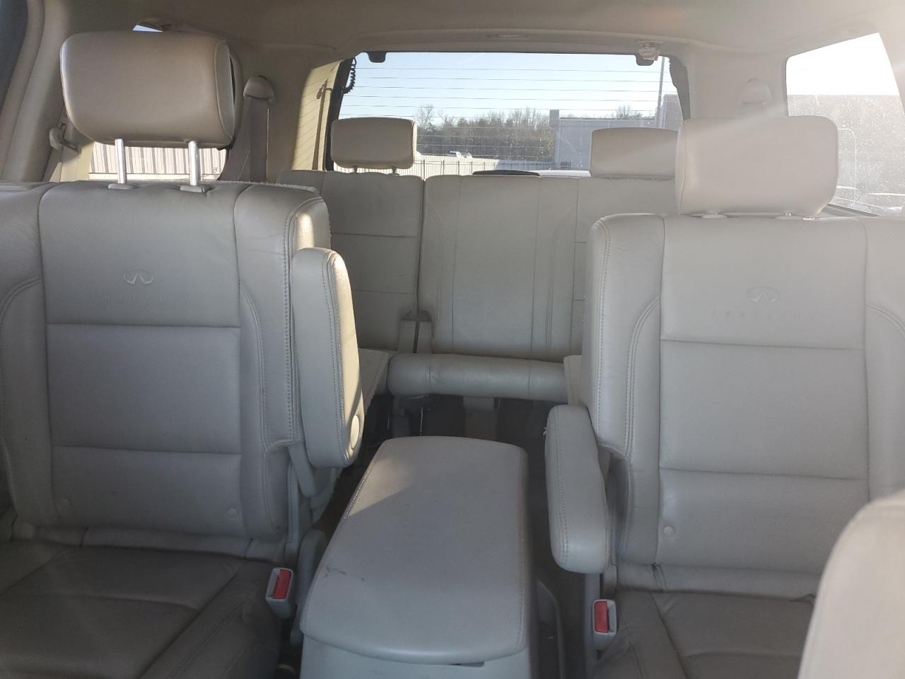 2006 Infiniti QX56 - Image 10
