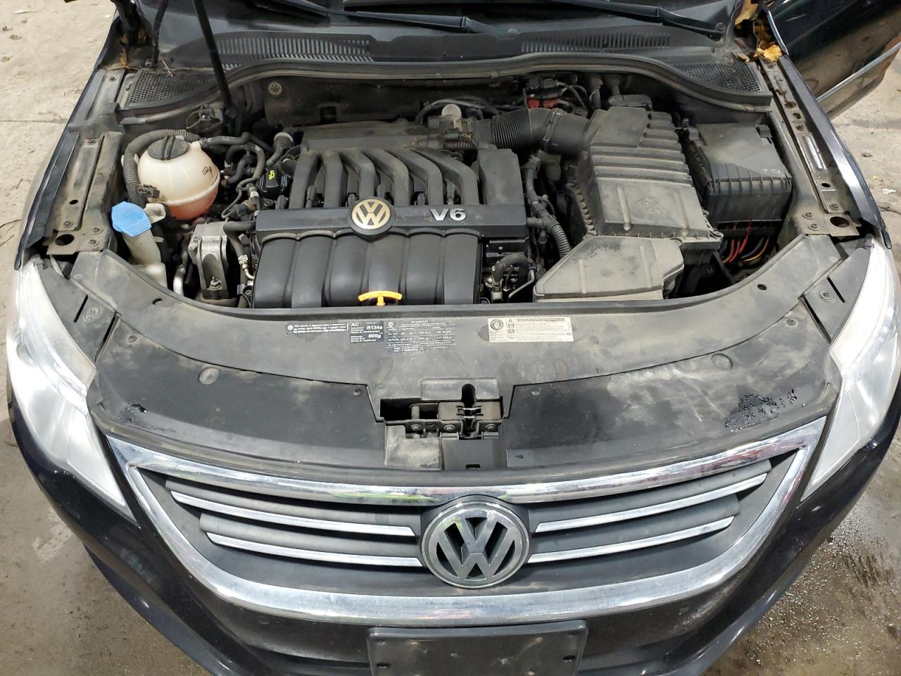 2009 Volkswagen Passat CC - Image 11