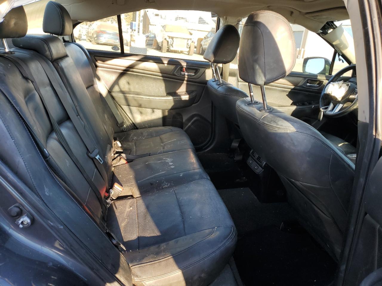 2015 Subaru Legacy - Image 10