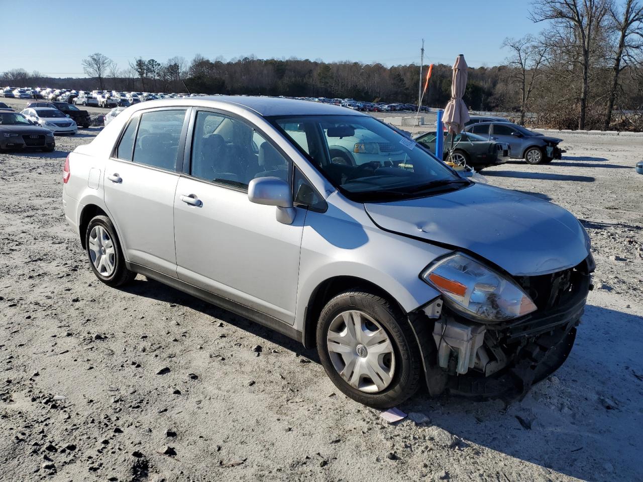 2010 Nissan Versa - Image 4