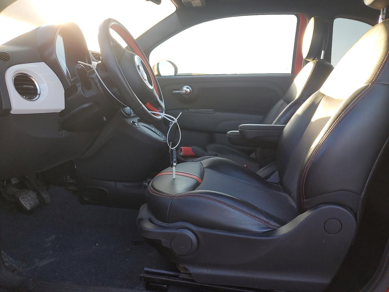 2014 Fiat 500 Electric VIN: 3C3CFFGE0ET294563 Lot: 88529745