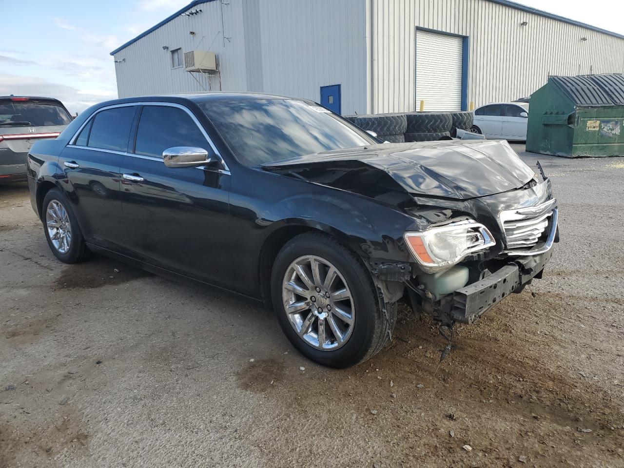 2013 Chrysler 300 - Image 4