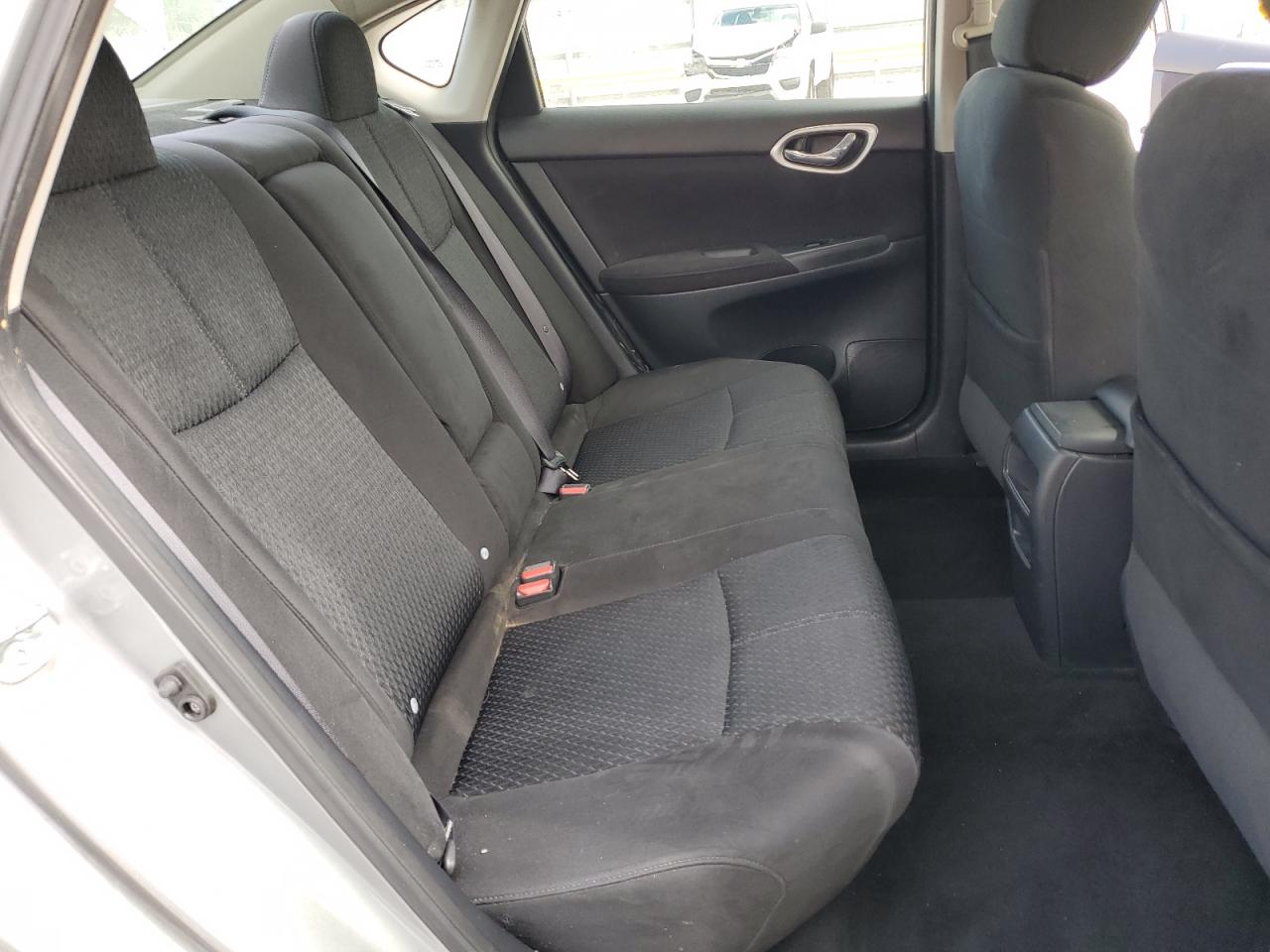 2014 Nissan Sentra - Image 10