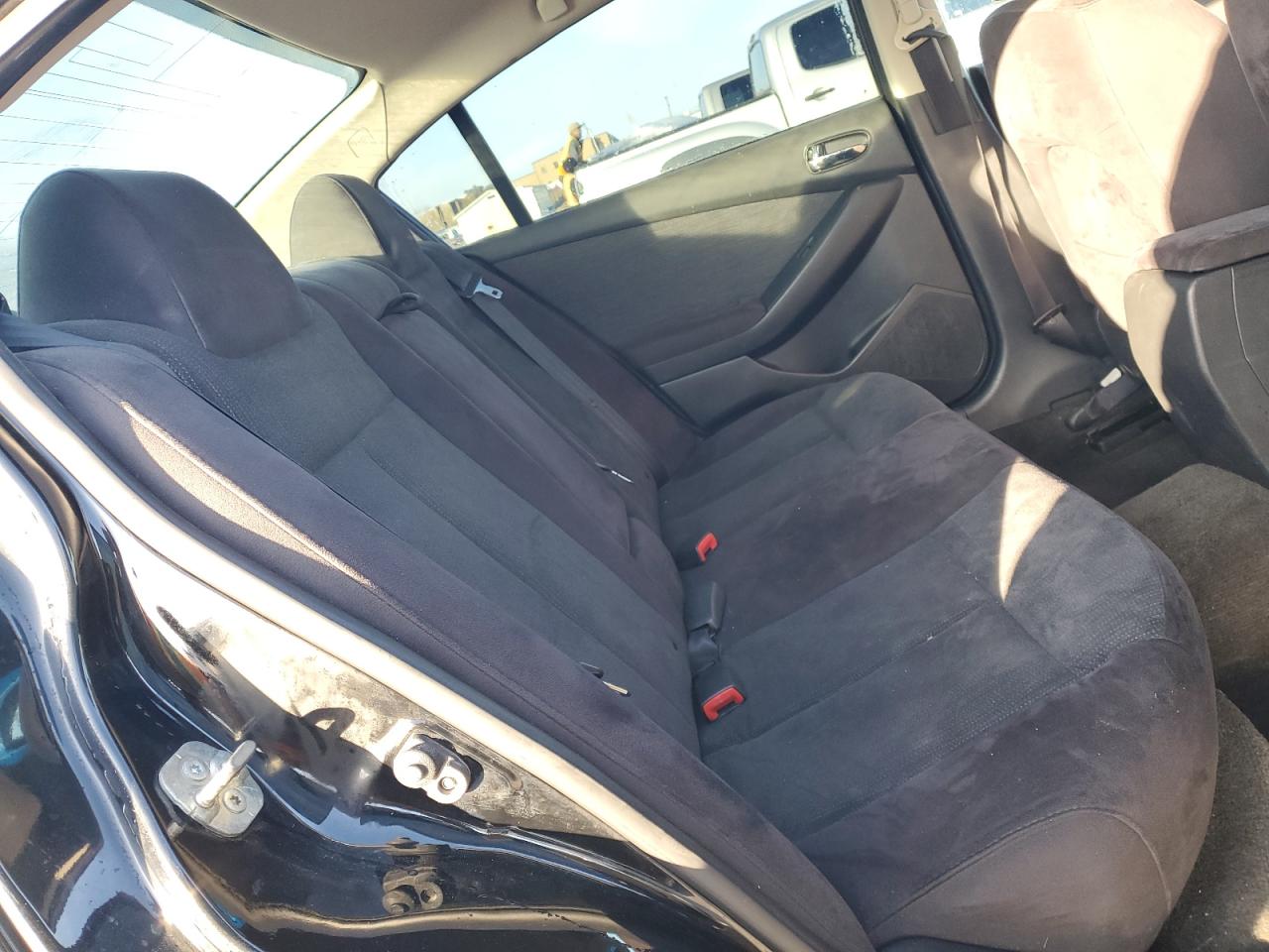 2012 Nissan Altima - Image 10