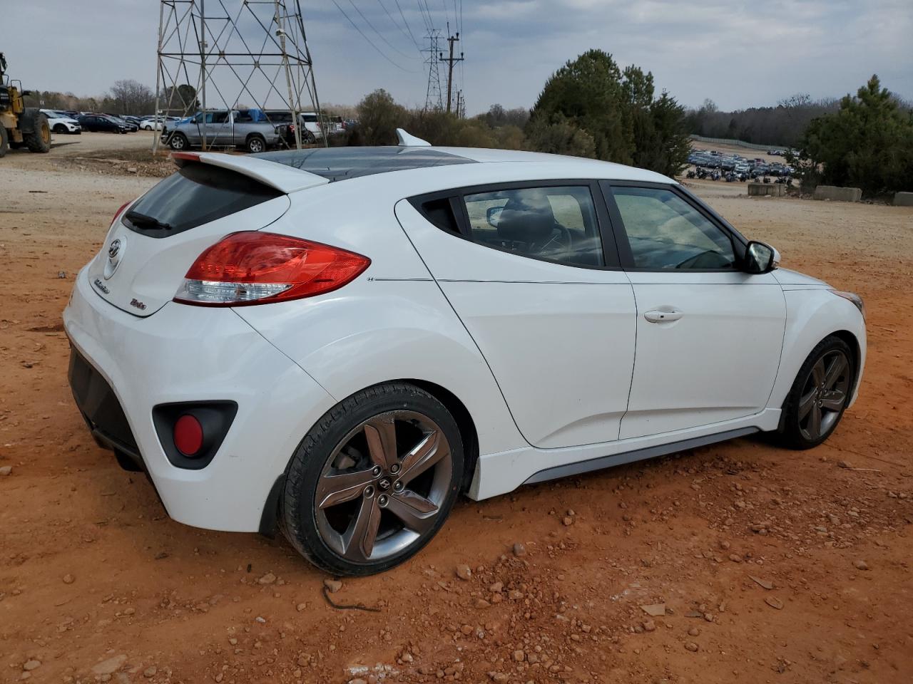 2014 Hyundai Veloster - Image 3