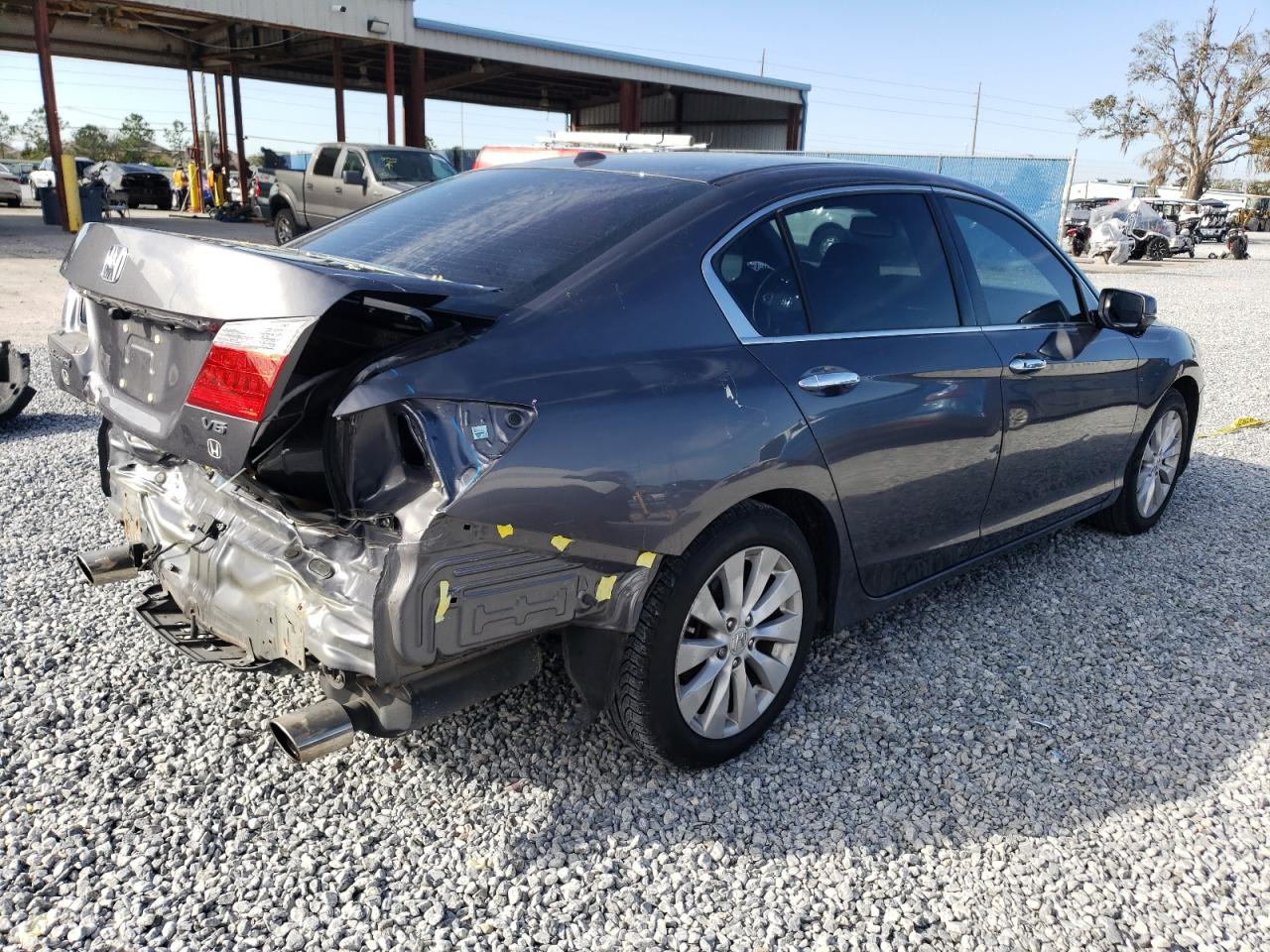 VIN 1HGCR3F83DA006006 2013 HONDA ACCORD no.3