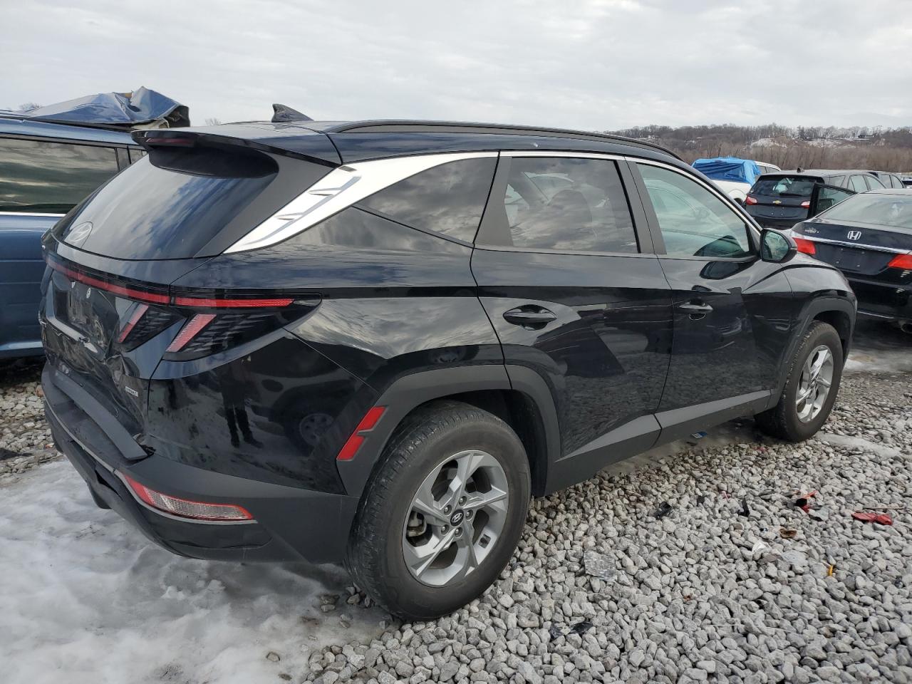 2022 Hyundai Tucson - Image 3