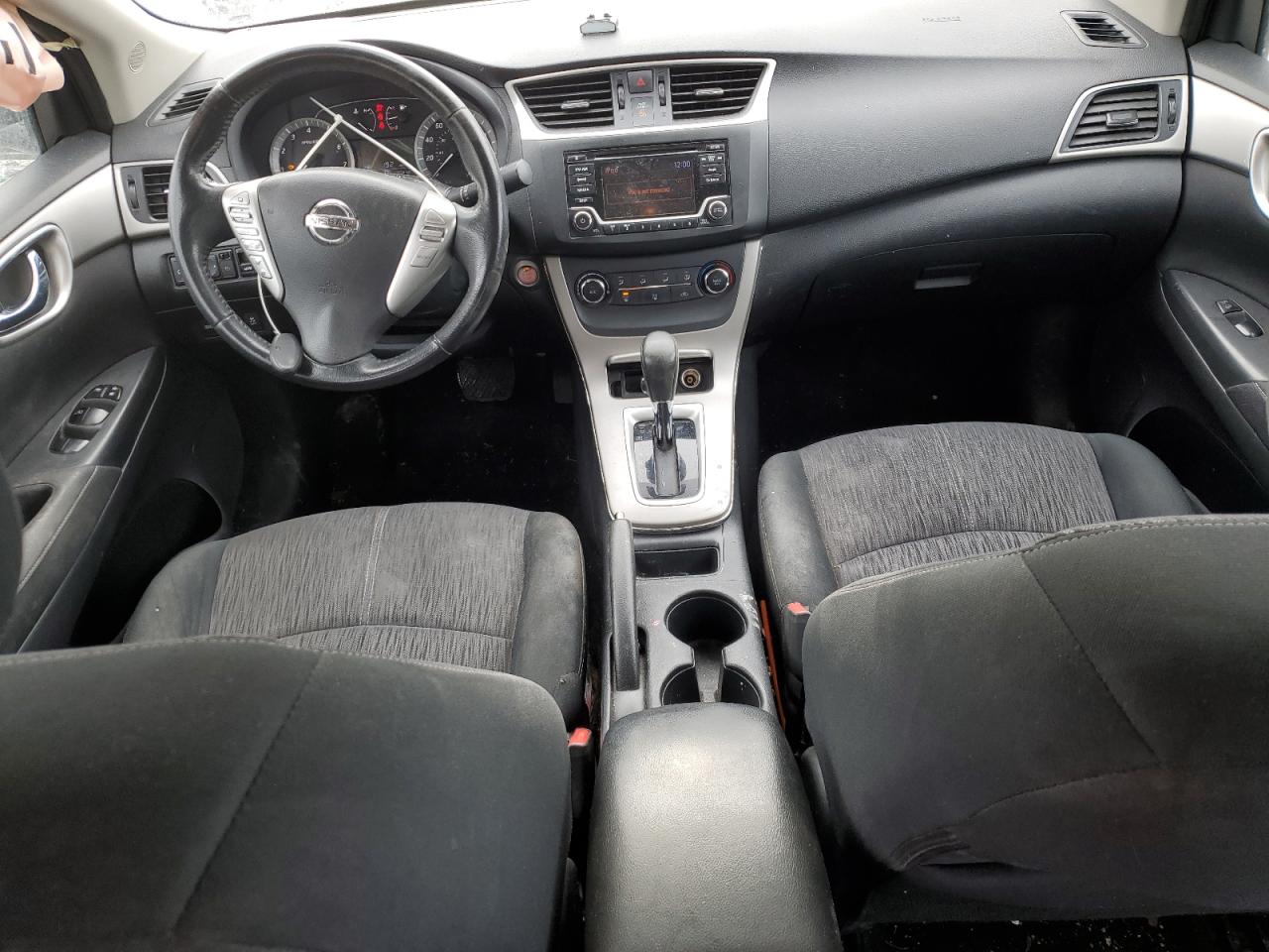 2015 Nissan Sentra - Image 8