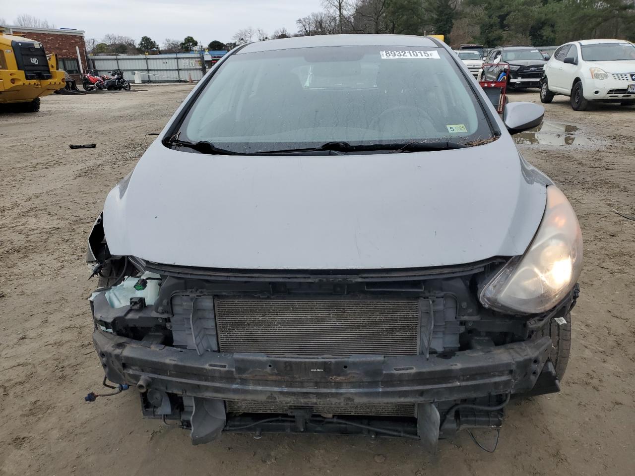2013 Hyundai Elantra - Image 5