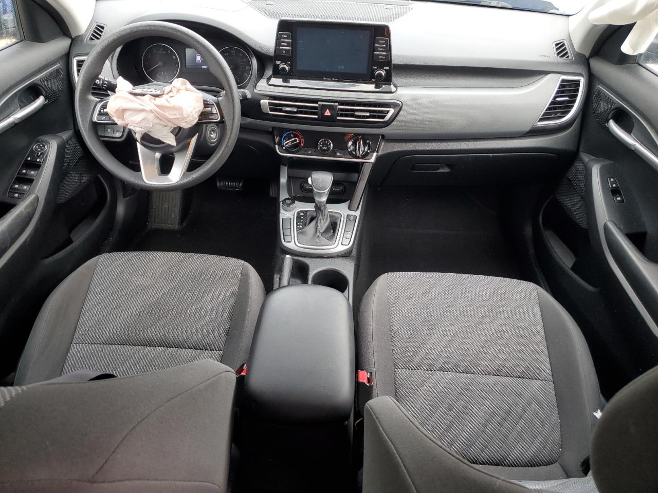 2021 Kia Seltos - Image 8