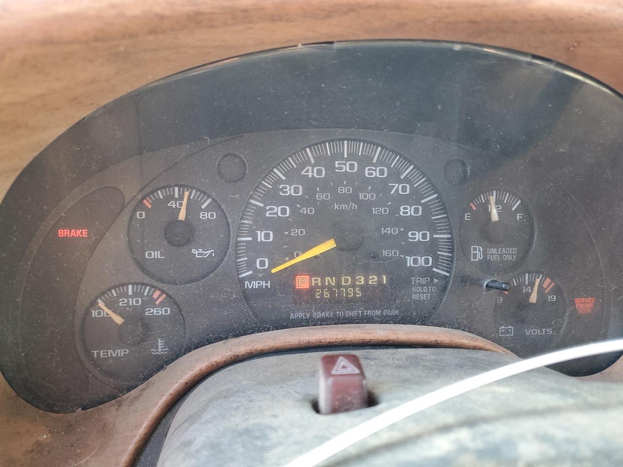 1999 Chevrolet Express - Image 9