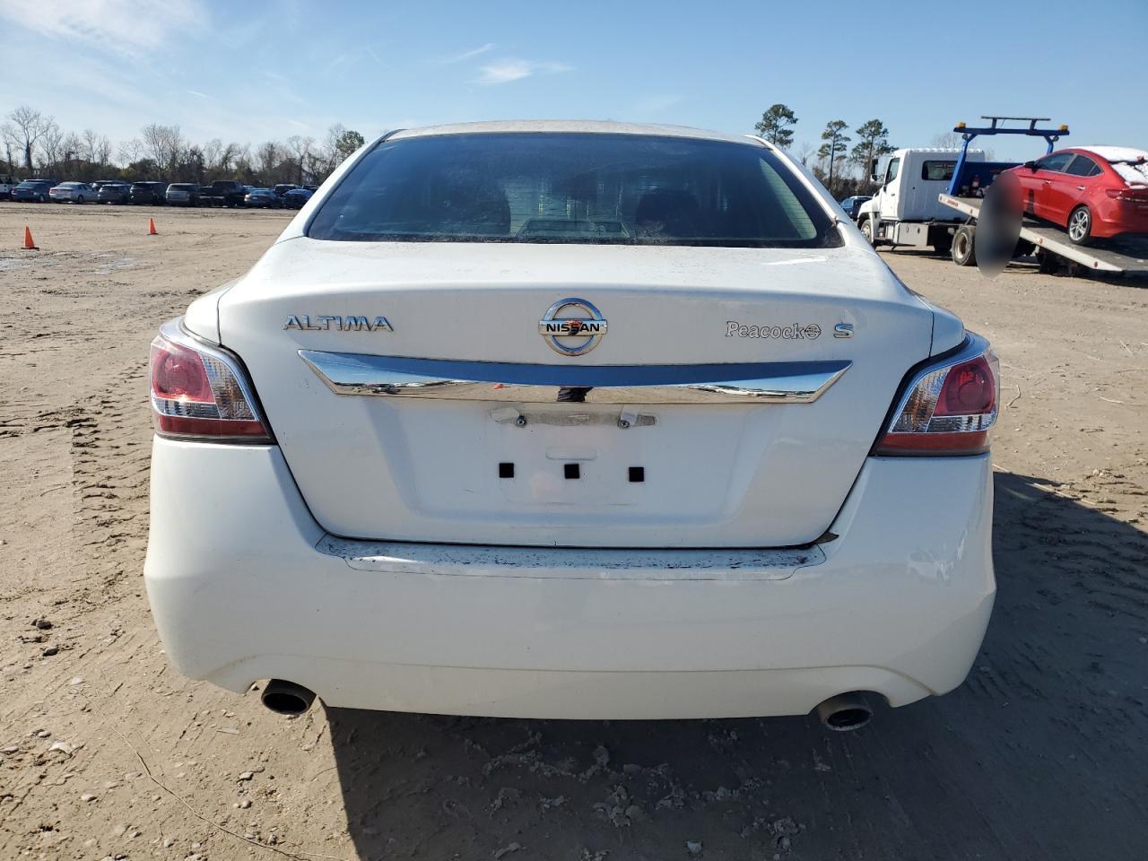 2015 Nissan Altima - Image 6
