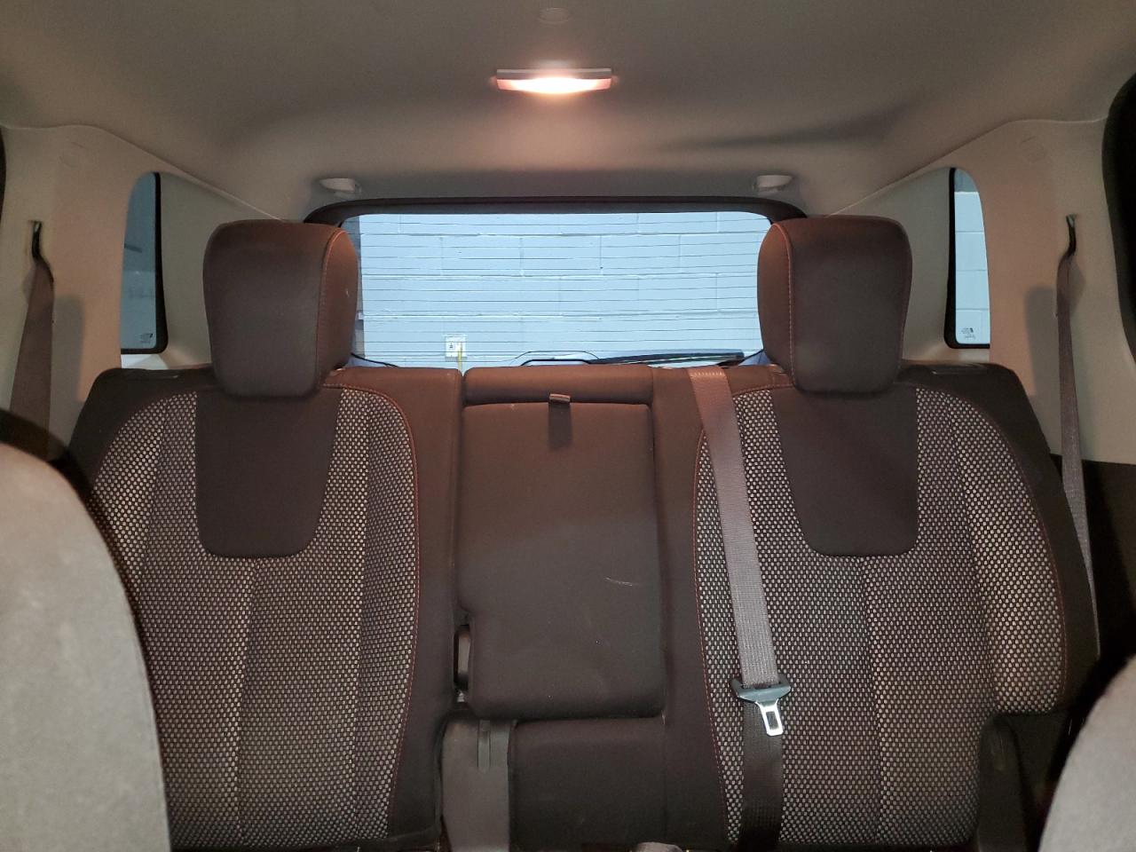 2017 GMC Terrain - Image 10