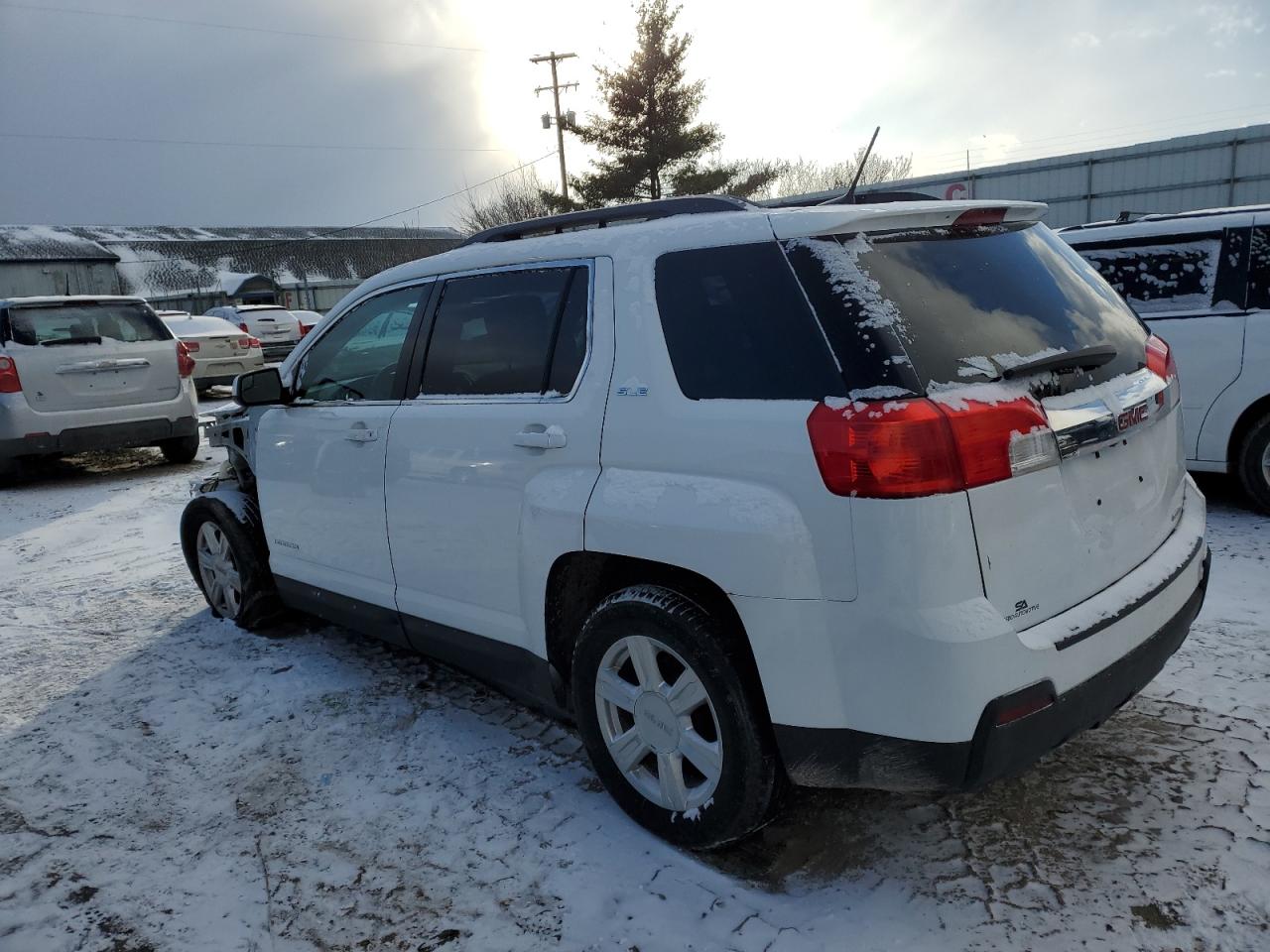 2014 GMC Terrain - Image 2