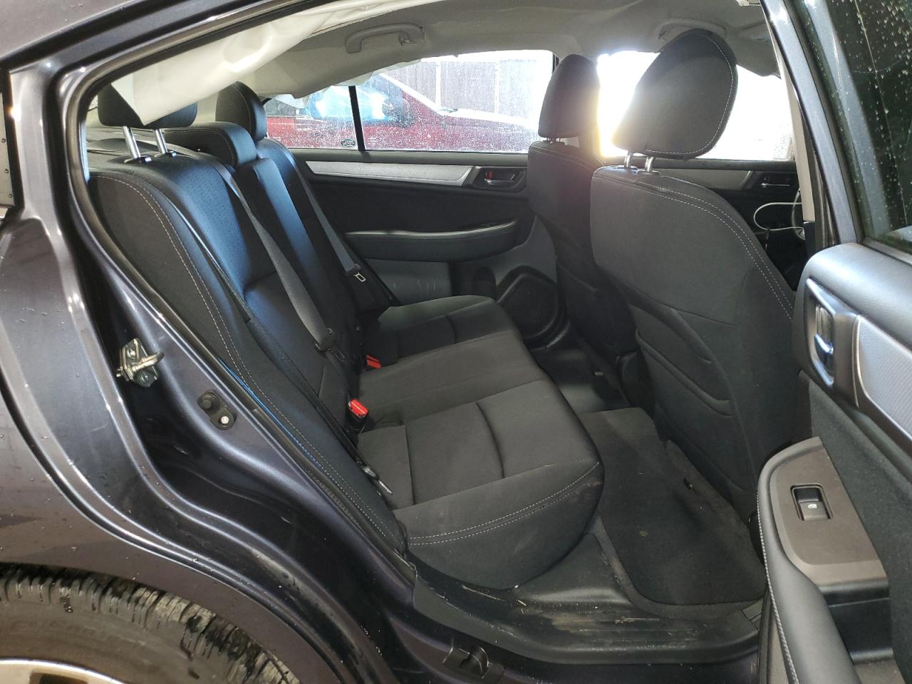 2017 Subaru Legacy - Image 10